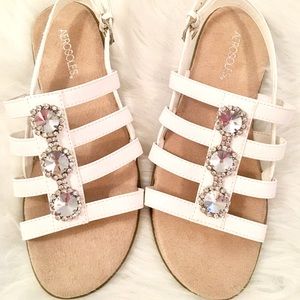 Aerosoles Women’s Size 8 white diamond sandals